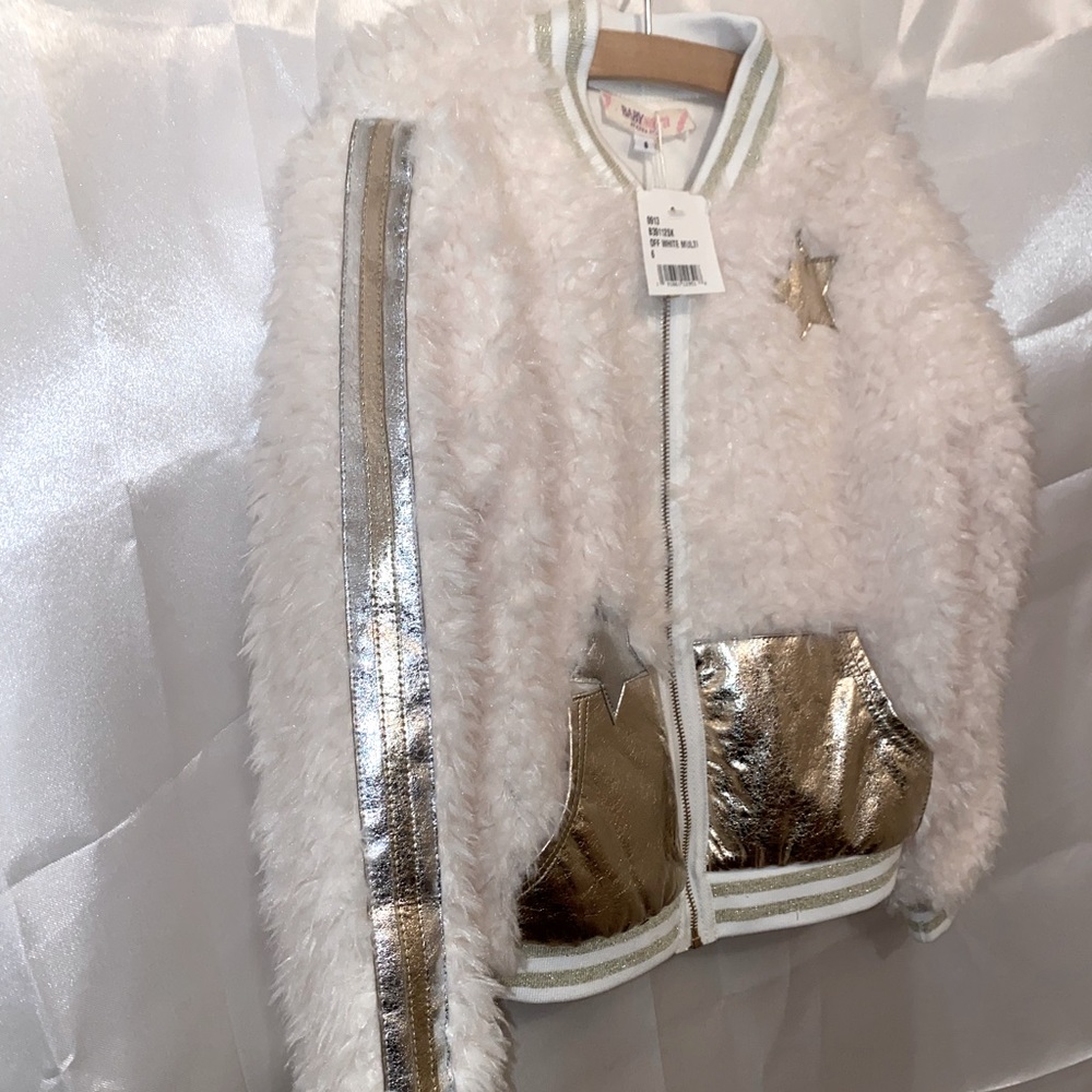 Girls Faux Fur Coat with Hat and Gloves.
